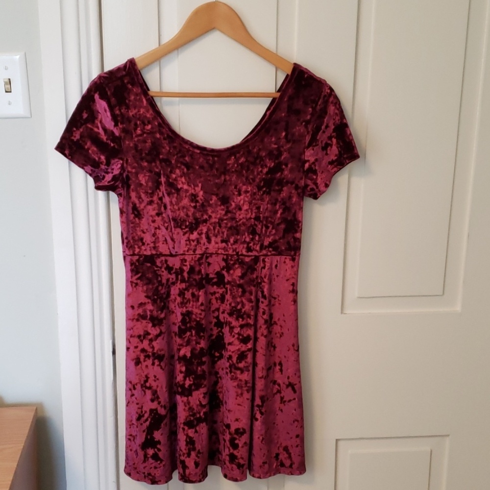 Forever 21 wine velvet dress